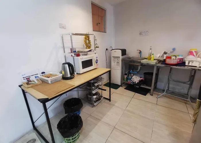 Albergue Baan1668 Hometel Near Chinatown One