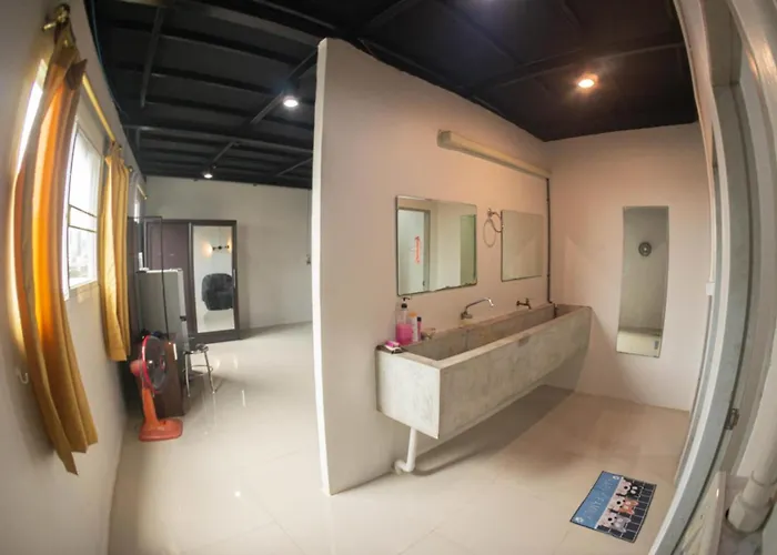 Albergue Baan1668 Hometel Near Chinatown One Banguecoque