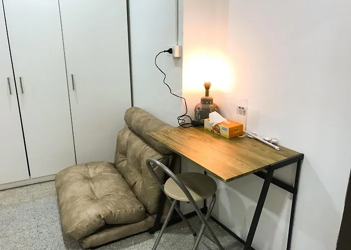 Albergue Baan1668 Hometel Near Chinatown One